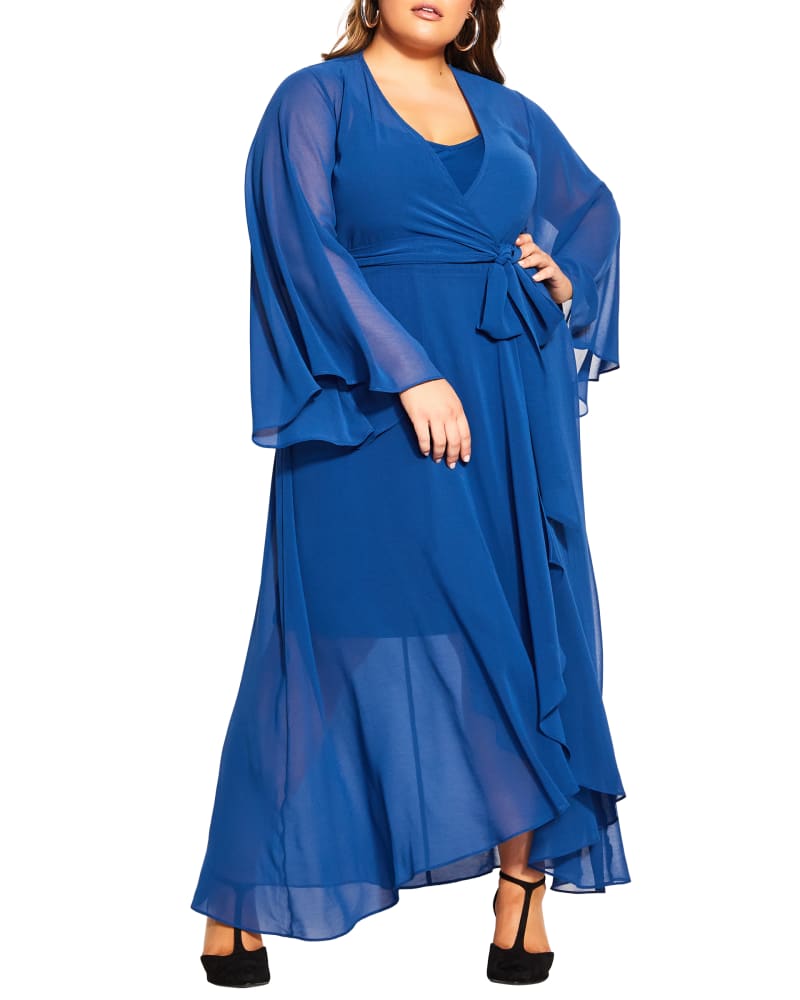 Front of a model wearing a size M Fleetwood Maxi in Deep Blue by City Chic. | dia_product_style_image_id:300370